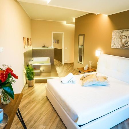 Etnic Suite Monopoli Bagian luar foto