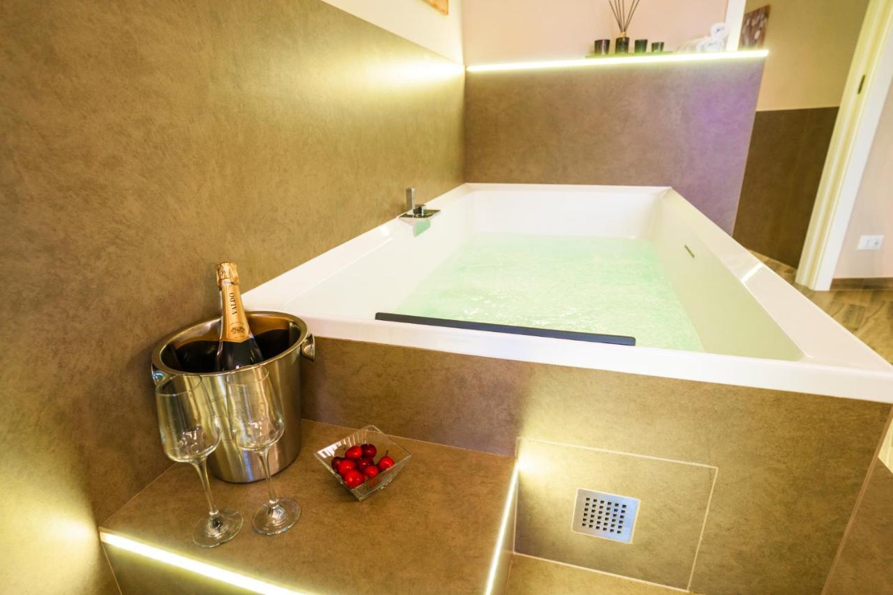 Etnic Suite Monopoli Bagian luar foto